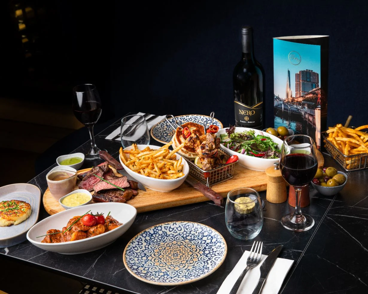 Memphis BBQ Platter group shot